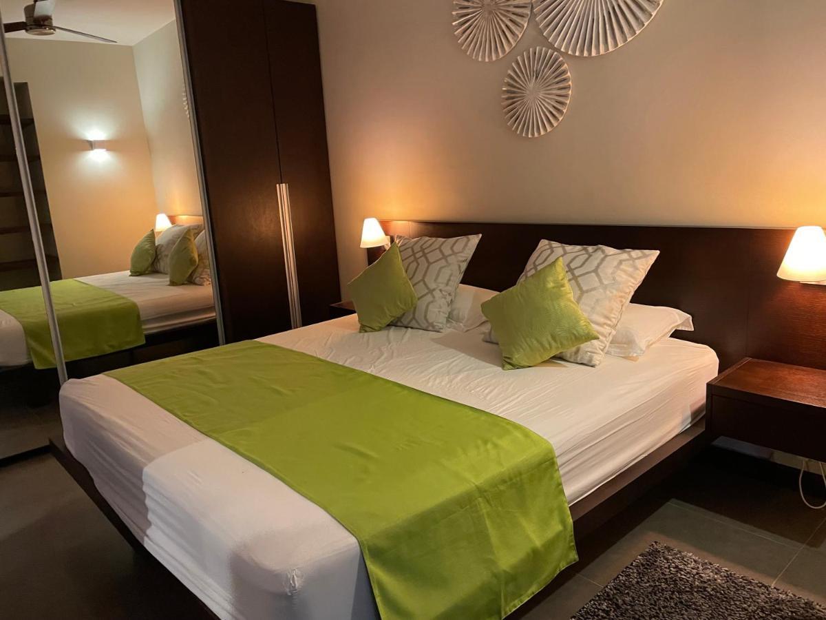 Appartement Les Alizées Grand Baie Extérieur photo